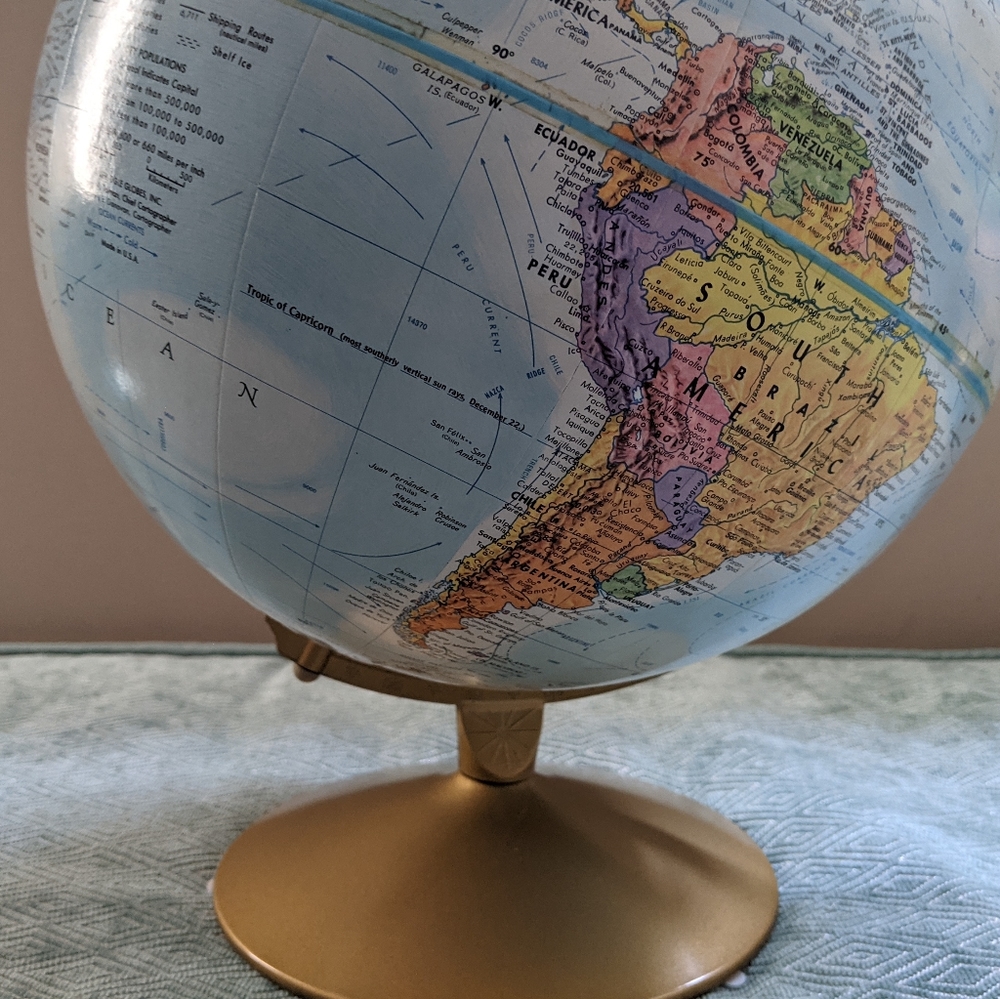 Replogle Vintage Style Globe of the World - Picture 8 of 12